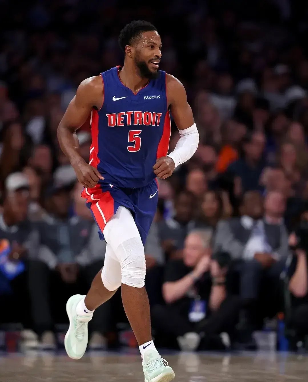 底特律活塞转会期外线爆发,志在足总杯名次提升,信心回归,身体对抗强度拉满(俄克拉荷马雷霆vs底特律活塞) 底特律活塞转会期外线爆发,志在足总杯名次提升,信心回归,身体对抗强度拉满(俄克拉荷马雷霆vs底特律活塞)