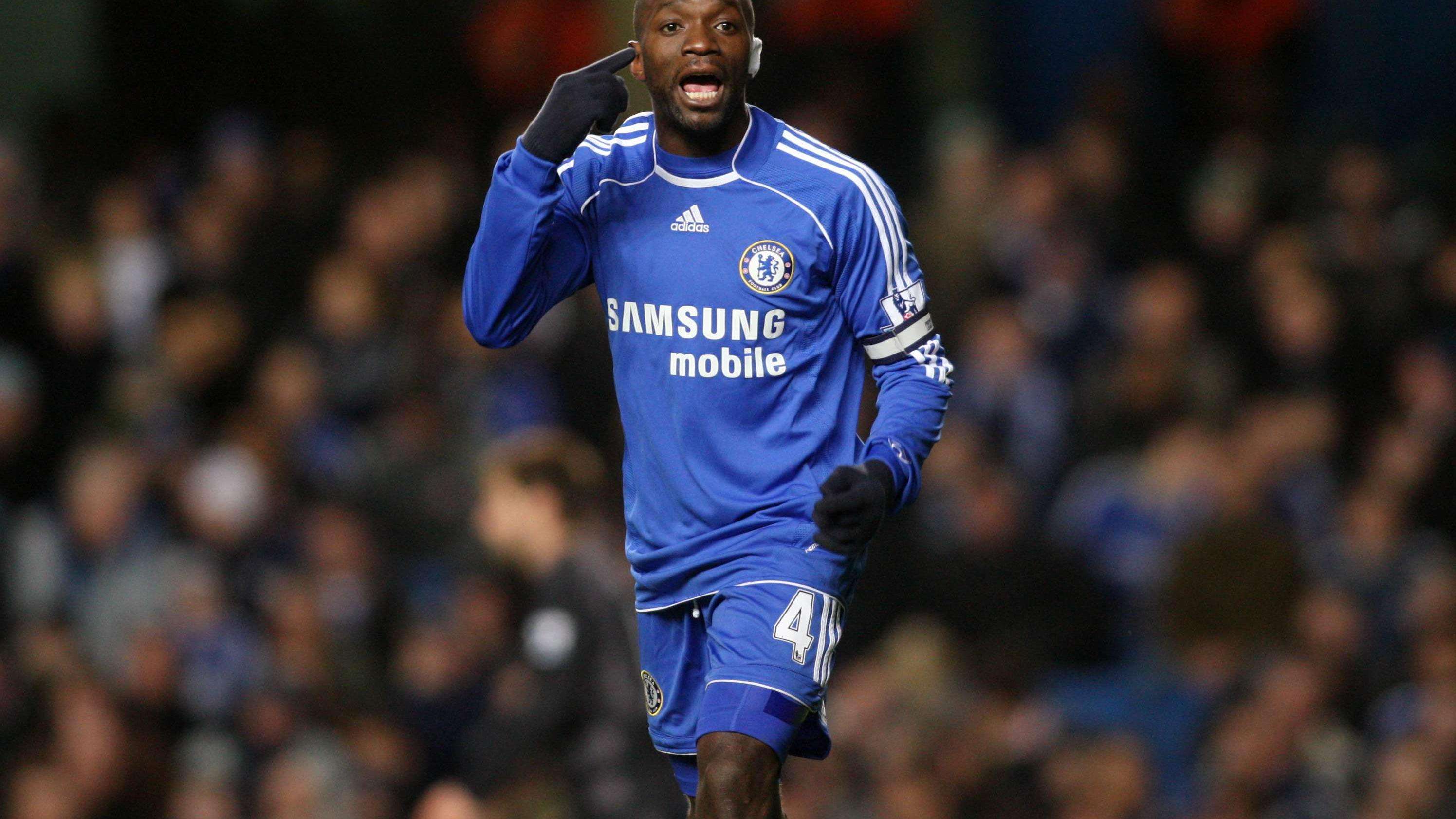 皇家马德里俱乐部个别球迷发表辱华言论 皇家马德里俱乐部个别球迷发表辱华言论