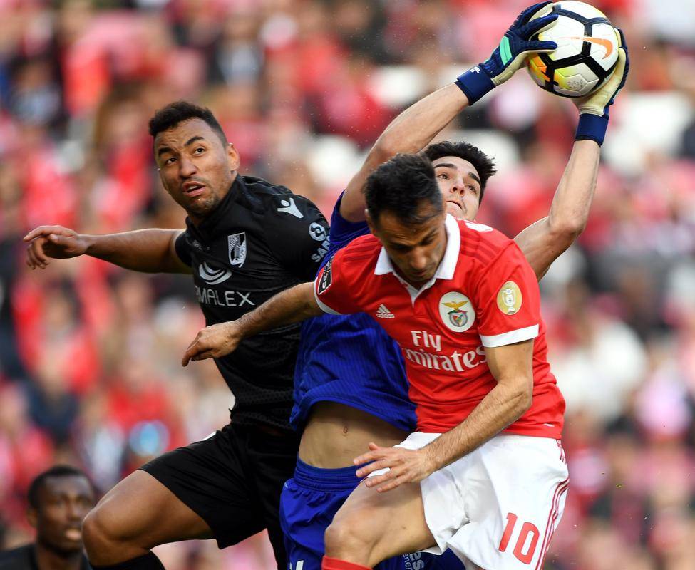 本菲卡vs奥克兰城比赛分析