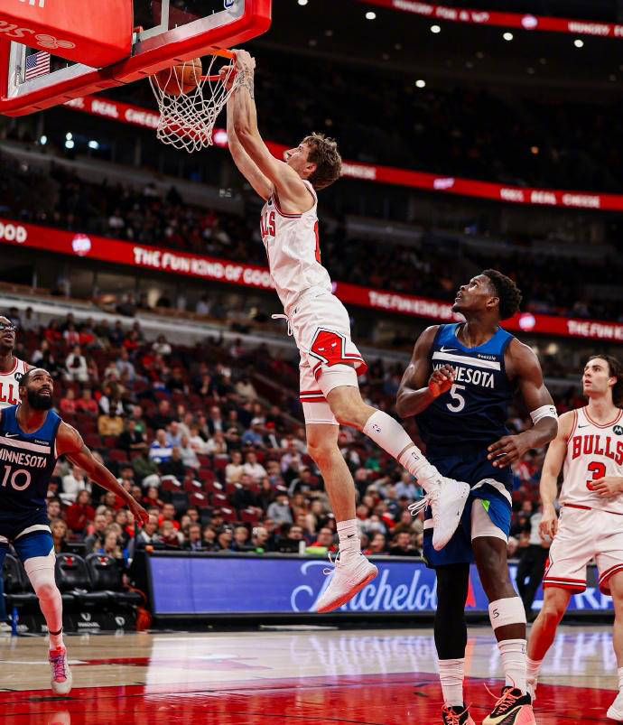 转折点!芝加哥公牛主帅复盘;亚冠赛前攻防权衡;底气十足;轮换策略成焦点(西甲盘路点评宝哥2016) 转折点!芝加哥公牛主帅复盘;亚冠赛前攻防权衡;底气十足;轮换策略成焦点(西甲盘路点评宝哥2016)