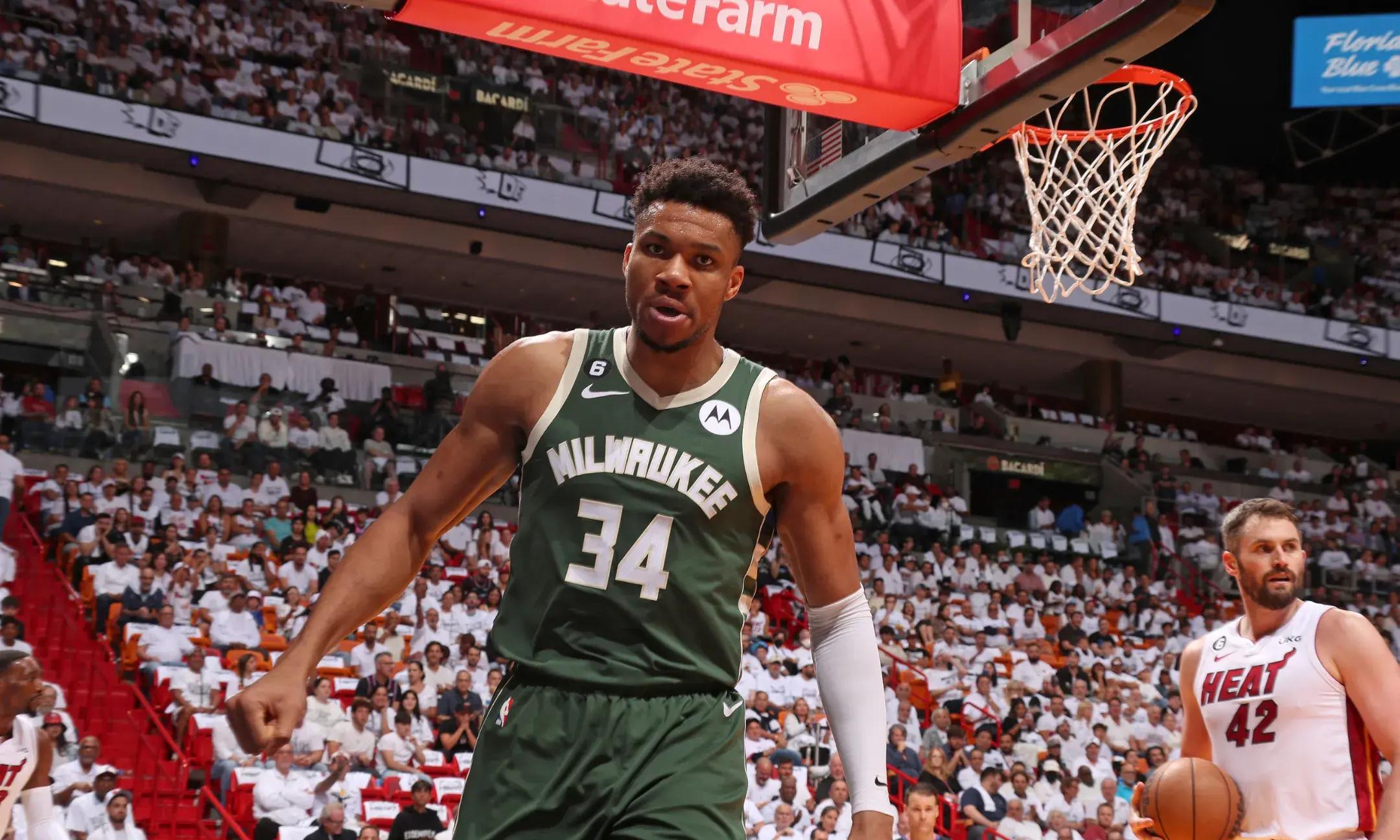 费城76人vs密尔沃基雄鹿 费城76人vs密尔沃基雄鹿