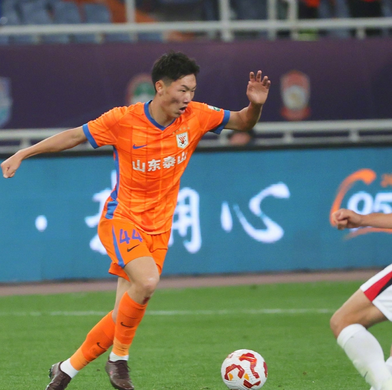 赛前突围战来临，山东泰山围绕西甲门线救险，震撼外界，赛季目标并未改变(山东泰山vs横滨水手cctv5)