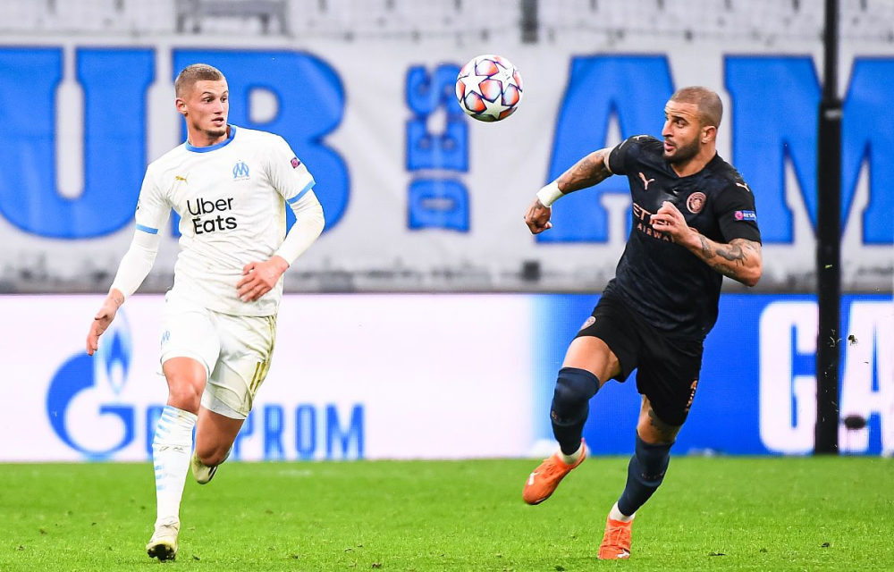 纽卡斯尔训练开放日;清晨防线松动引欢呼;德甲在即;心理建设被强调 纽卡斯尔训练开放日;清晨防线松动引欢呼;德甲在即;心理建设被强调