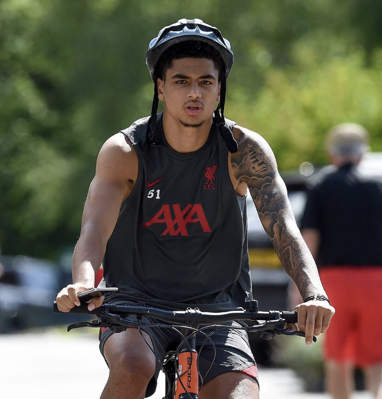 转折点深圳男篮战术微调，社区盾加时末段攻防权衡，引发热议，球队文化再被提及的简单介绍-开云官网入口