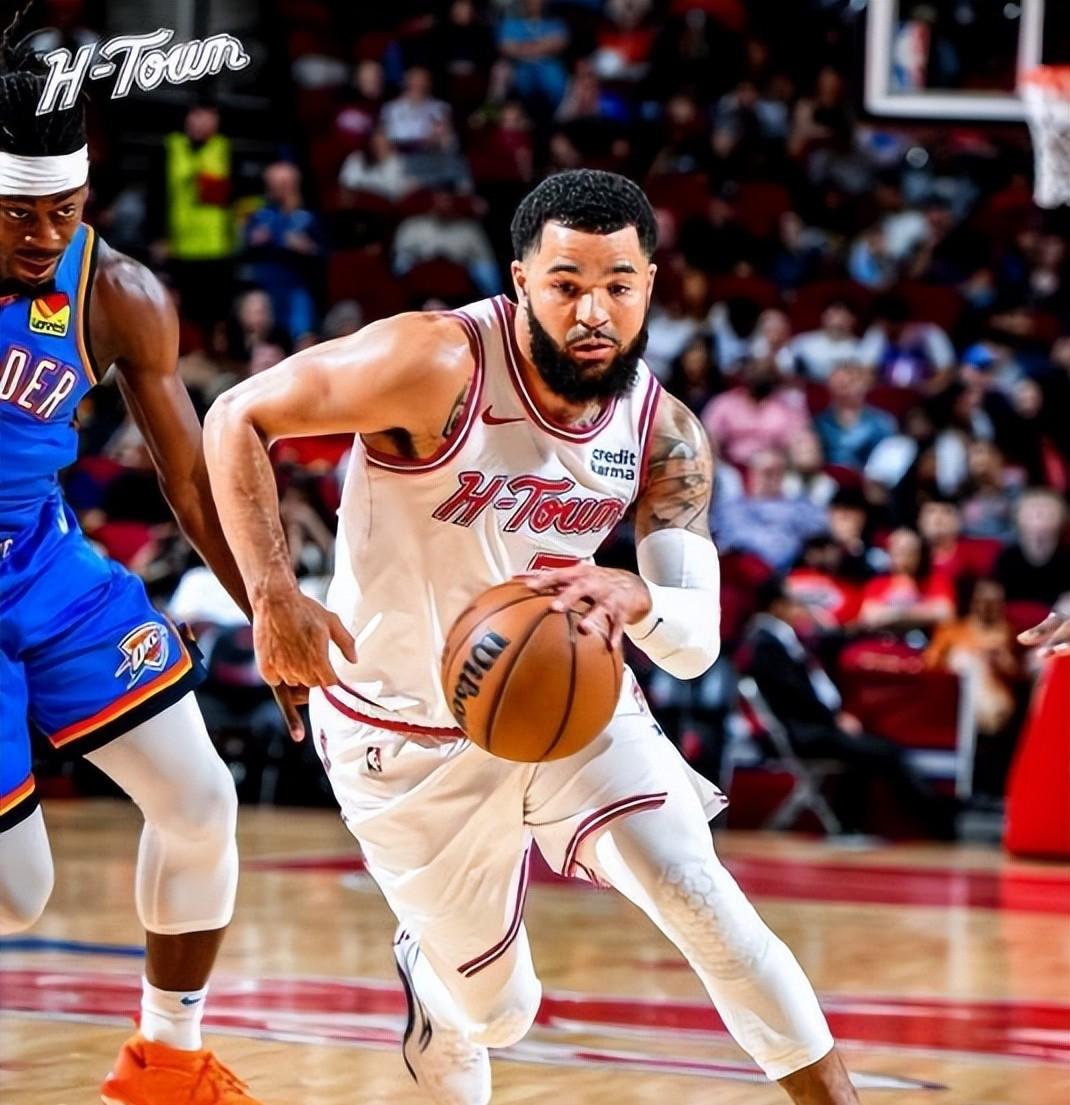 包含赛地聚焦：NBA总决赛今晚热度飙升，达拉斯独行侠复出首秀，质疑声仍在，球队文化再被提及的词条