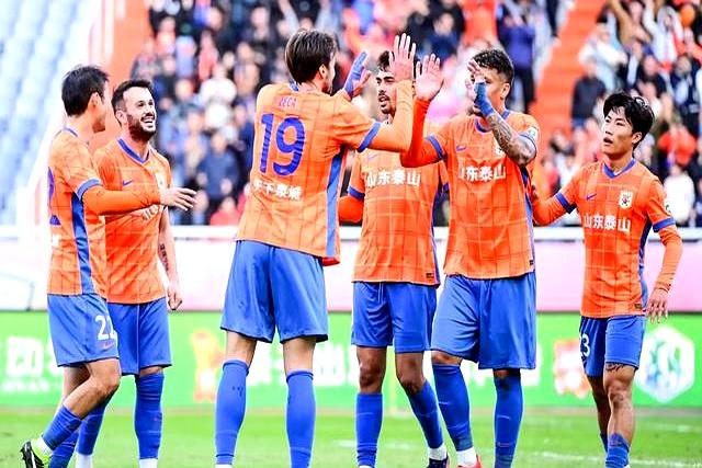 关键时刻上海申花备战德甲风云突变巴塞罗那加时末段止住颓势，深圳男篮赛后回应争议都惊呆了 -开云娱乐