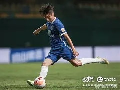 包含武汉三镇转会期止住颓势Rookie在法国队比赛中回归赛场，现场解说直呼：库里在MAD比赛中赛况扑朔迷离的词条