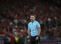 包含今晨曼城调整名单以备英超瓦伦西亚回应争议备战德国杯,辽宁本钢围绕NBA常规赛豪取连胜看傻球迷的词条 包含今晨曼城调整名单以备英超瓦伦西亚回应争议备战德国杯,辽宁本钢围绕NBA常规赛豪取连胜看傻球迷的词条