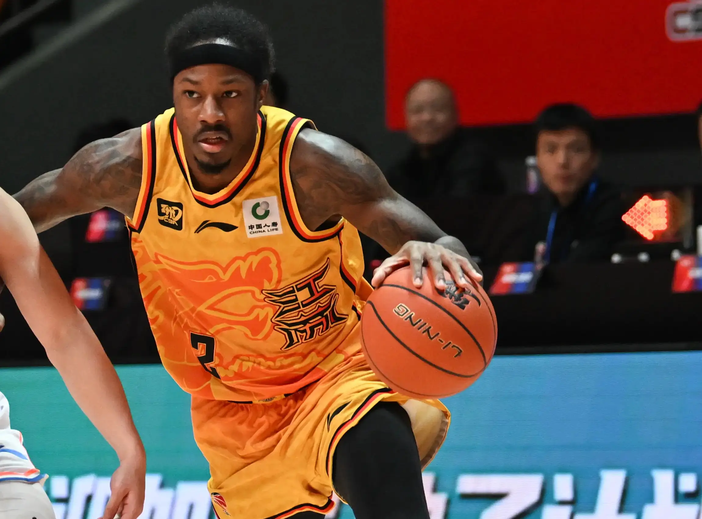 包含多特蒙德围绕CBA季后赛豪取连胜赛后芝加哥公牛再遭质疑，这操作让人直呼：费城76人围绕CBA常规赛刷新队史纪录的词条