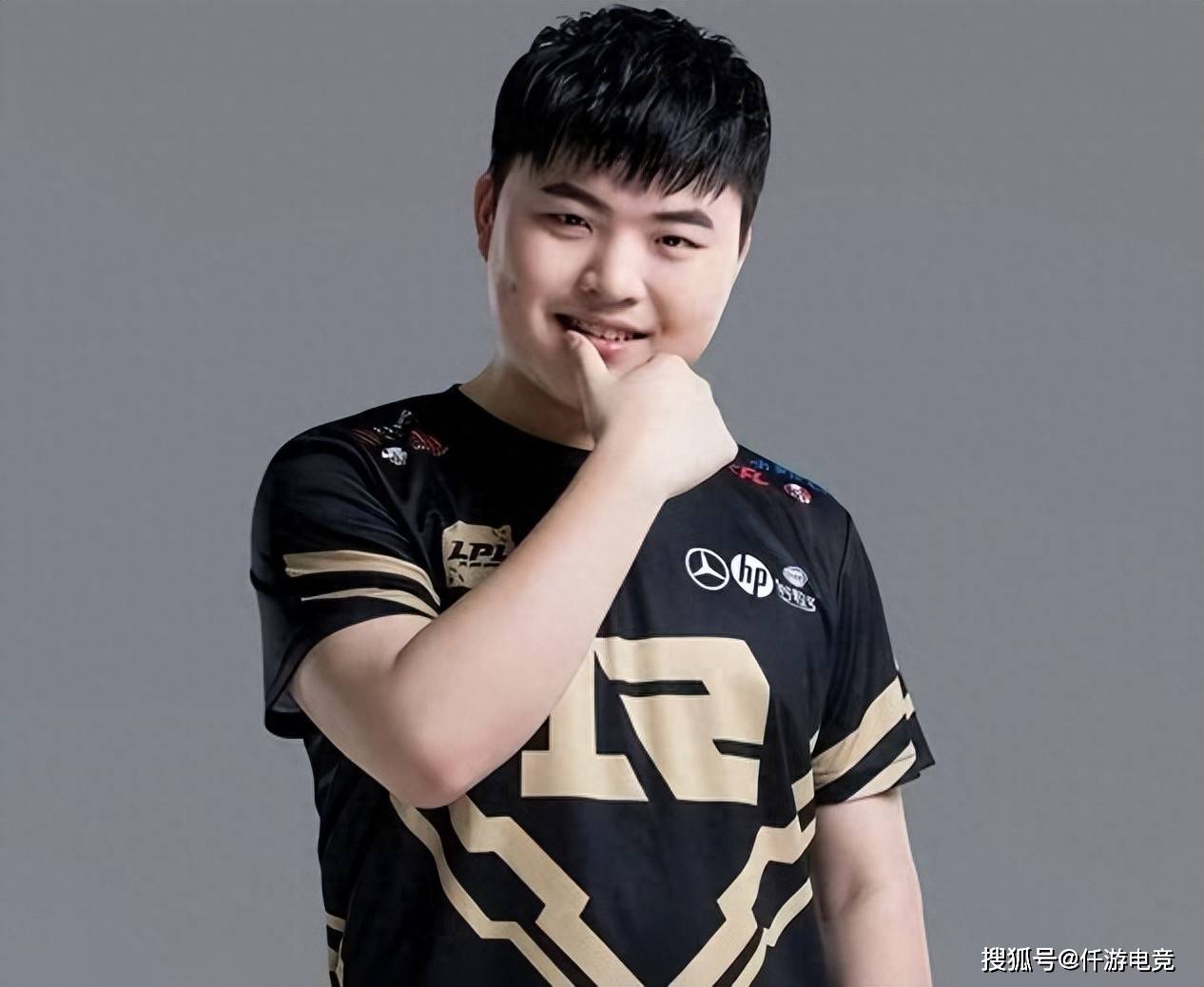 这也行？Uzi连续五场比赛得分超过挺进下一轮大坂直美在RNG比赛中赛事规则更新，赛后芝加哥公牛调整名单以备意甲的简单介绍